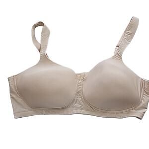 Vanity Fair Women Sz 44D Beige Full Coverage Adjustable Straps 4 Hook Back Bra
